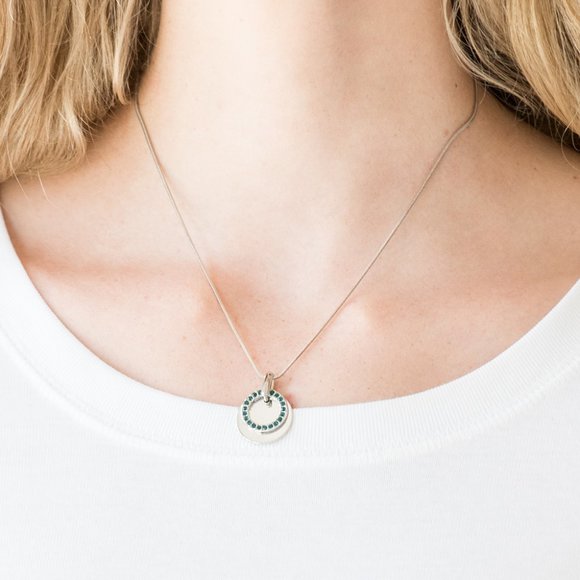 Front and CENTERED - Blue